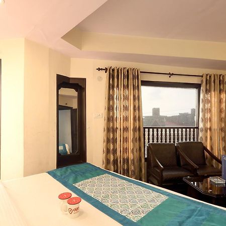 שימלה Oyo 3538 Hotel Mahamaya מראה חיצוני תמונה
