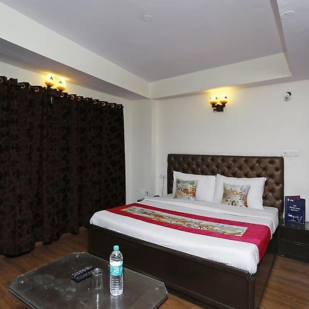 שימלה Oyo 3538 Hotel Mahamaya מראה חיצוני תמונה