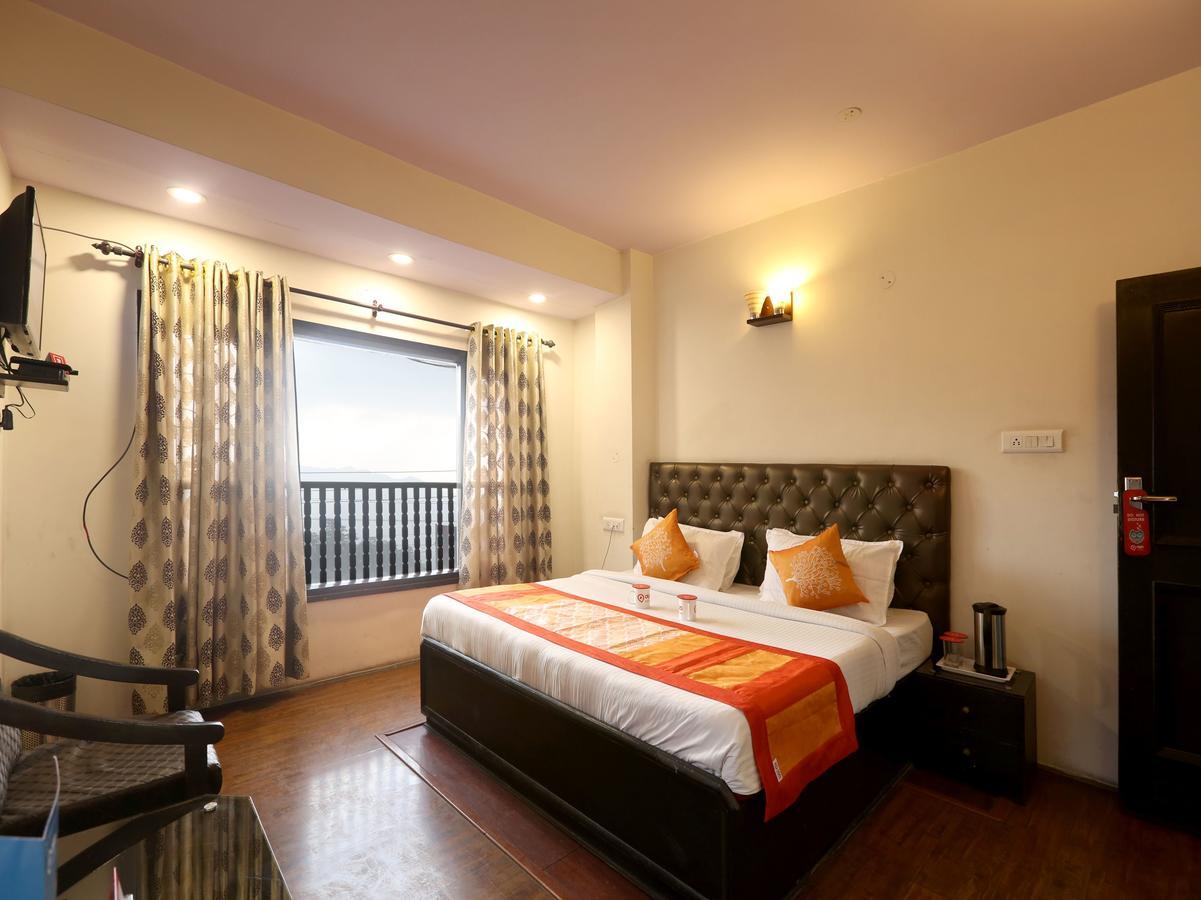 שימלה Oyo 3538 Hotel Mahamaya מראה חיצוני תמונה