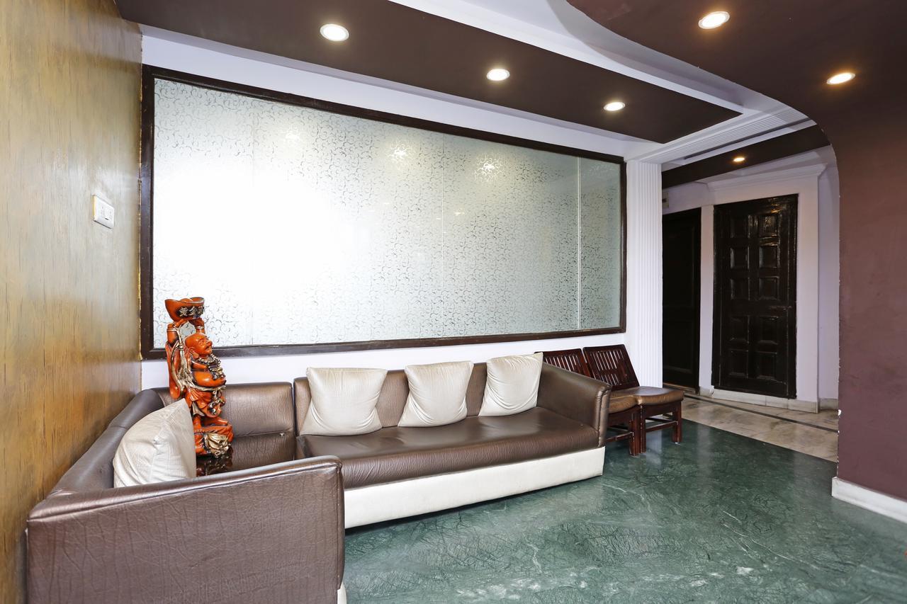 שימלה Oyo 3538 Hotel Mahamaya מראה חיצוני תמונה